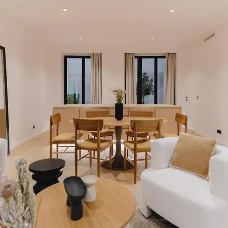 Апартаменты Large And Calm 2br With Ac & Patio Париж