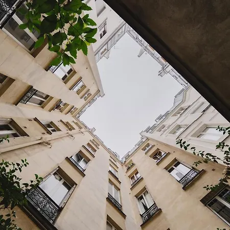 Large And Calm 2br With Ac & Patio Апартаменты