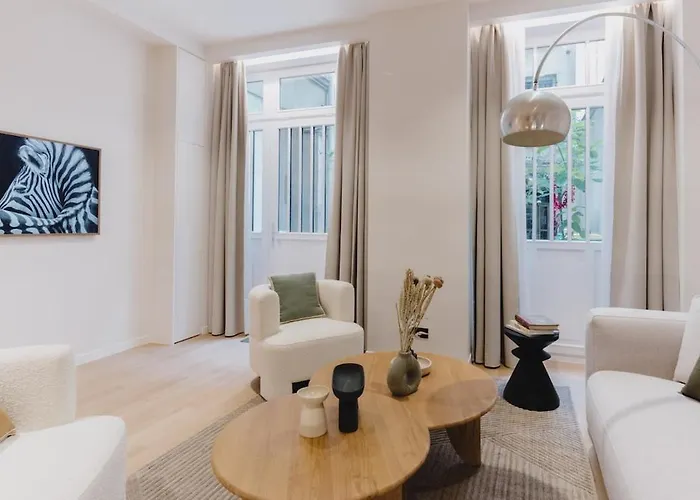 Large And Calm 2br With Ac & Patio Apartment *