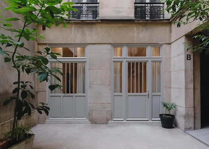 Large And Calm 2br With Ac & Patio * Paris