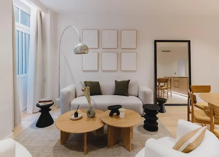 Large And Calm 2br With Ac & Patio *
