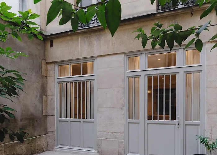 Large And Calm 2br With Ac & Patio * Paris