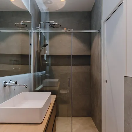Daire Large And Calm 2br With Ac & Patio Paris