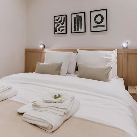 Lejlighed Large And Calm 2br With Ac & Patio *